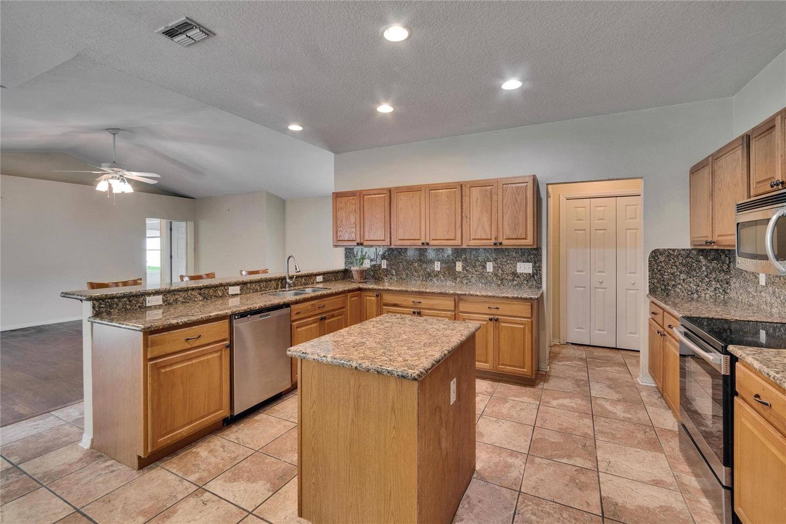 3505 KILMER DR, PLANT CITY, FL, 33566