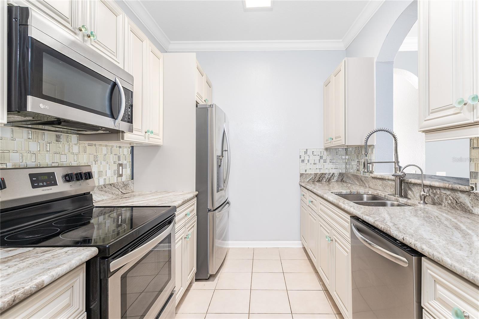 588 BRANTLEY TERRACE WAY #301, ALTAMONTE SPRINGS, FL, 32714