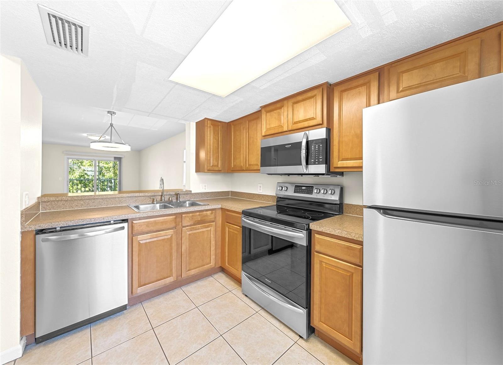3800 34TH AVE S #204, ST PETERSBURG, FL, 33711