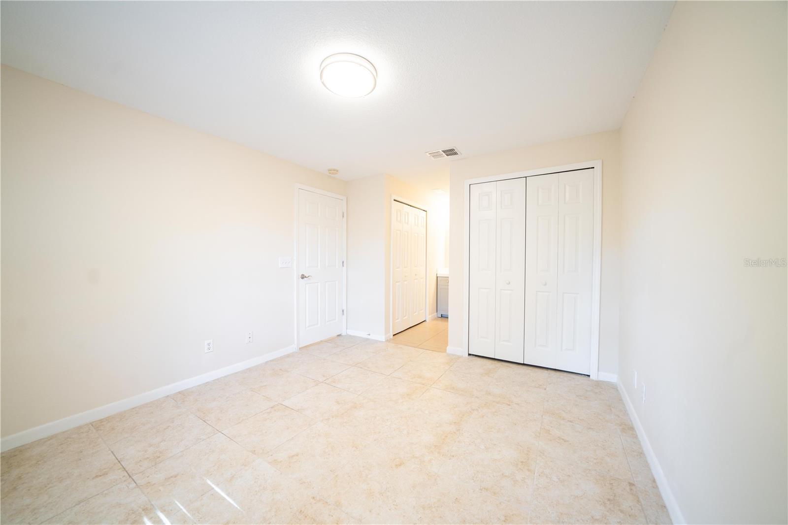 3800 34TH AVE S #204, ST PETERSBURG, FL, 33711