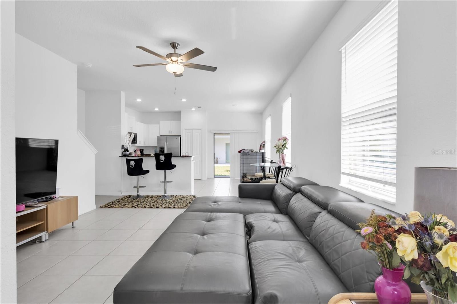 8299 CRESCENT OAKS DR, NEW PORT RICHEY, FL, 34655