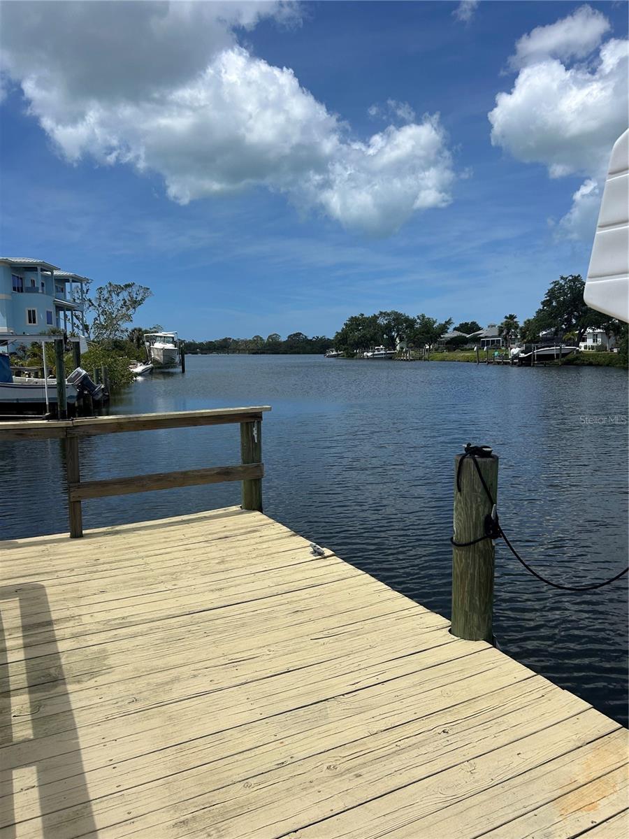 904 LUCILLE AVE, NOKOMIS, FL, 34275
