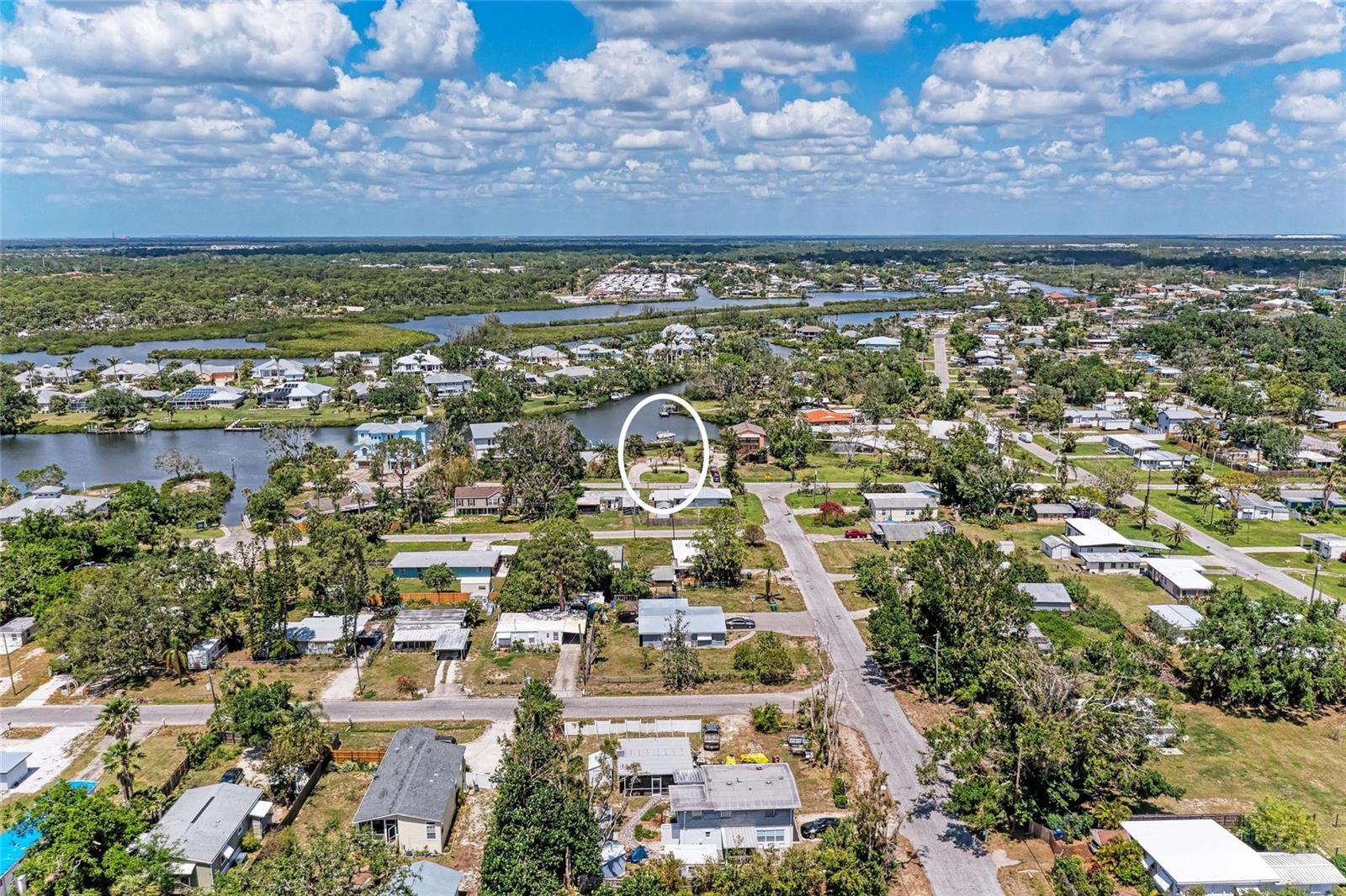 904 LUCILLE AVE, NOKOMIS, FL, 34275