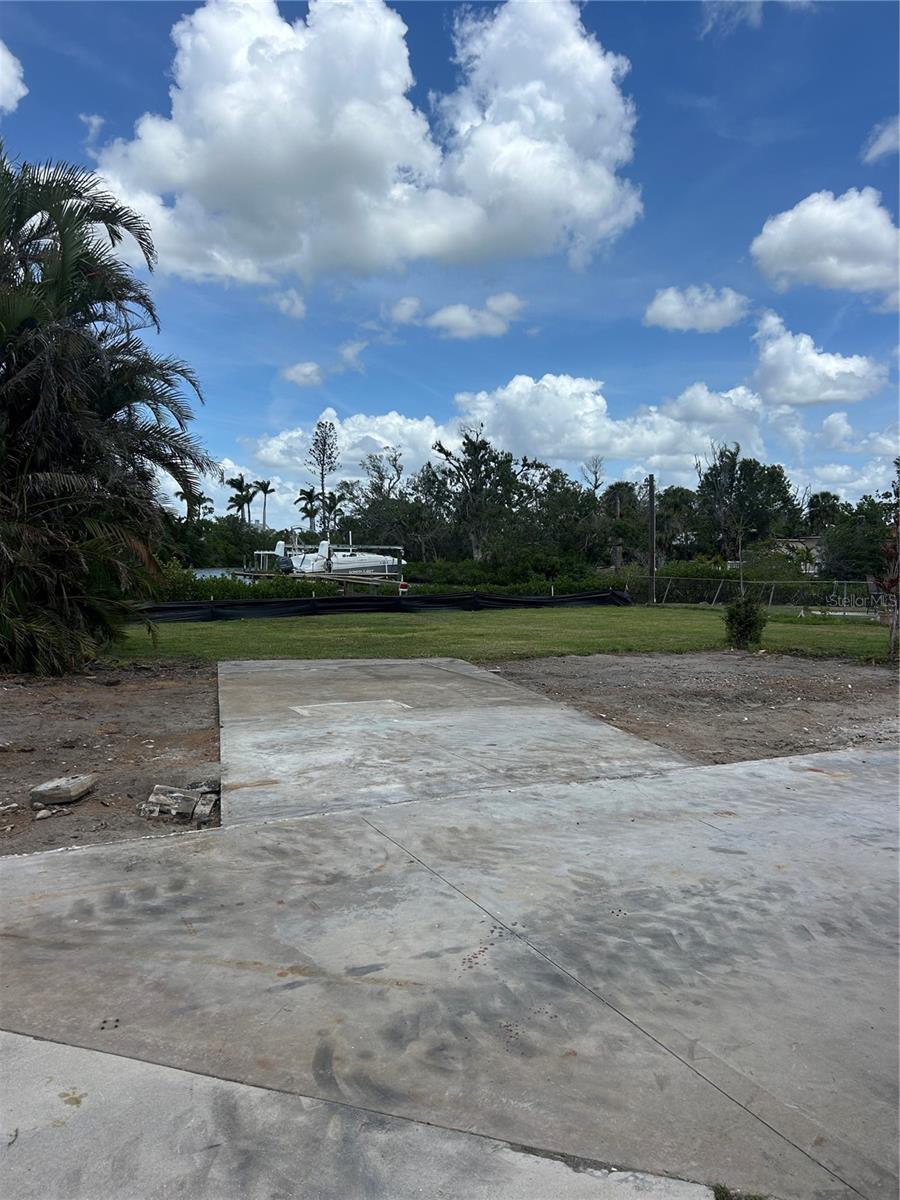 904 LUCILLE AVE, NOKOMIS, FL, 34275