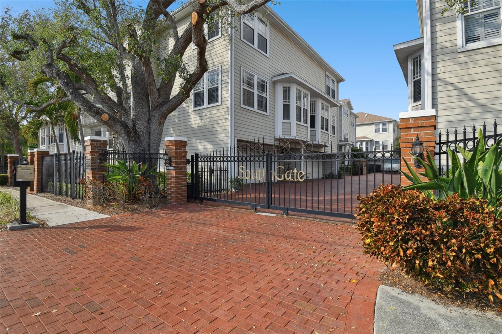 3315 W DE LEON ST #1, TAMPA, FL, 33609