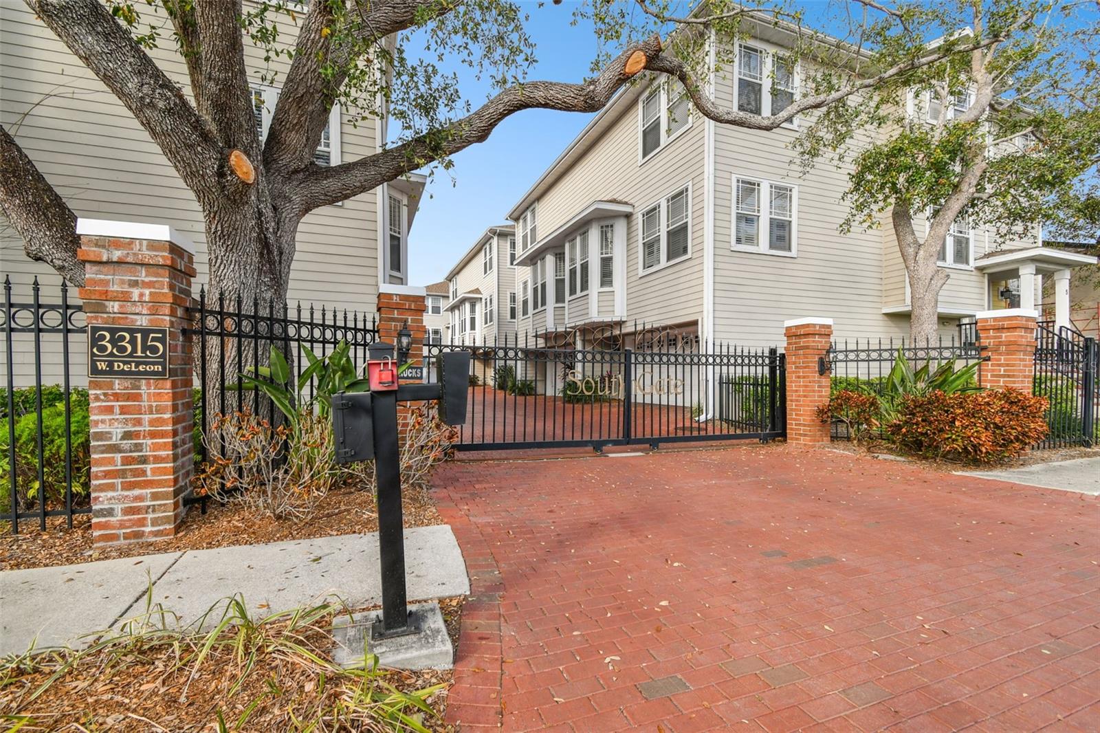 3315 W DE LEON ST #1, TAMPA, FL, 33609