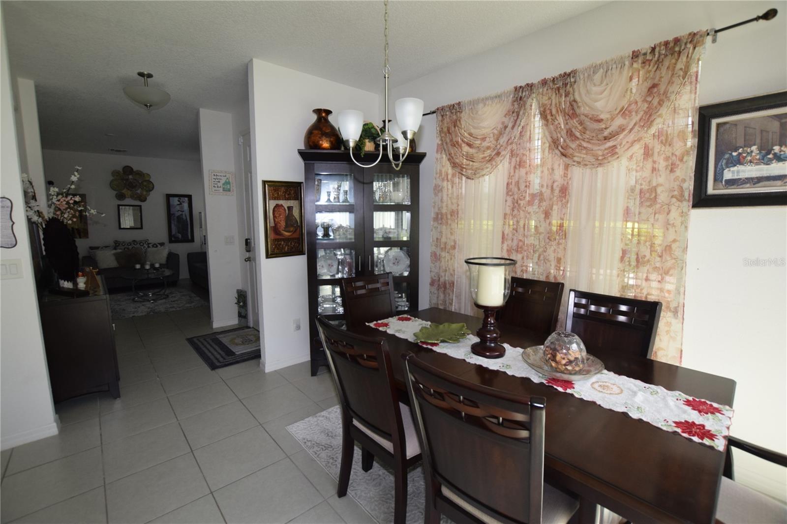 1008 E 10TH ST, APOPKA, FL, 32703