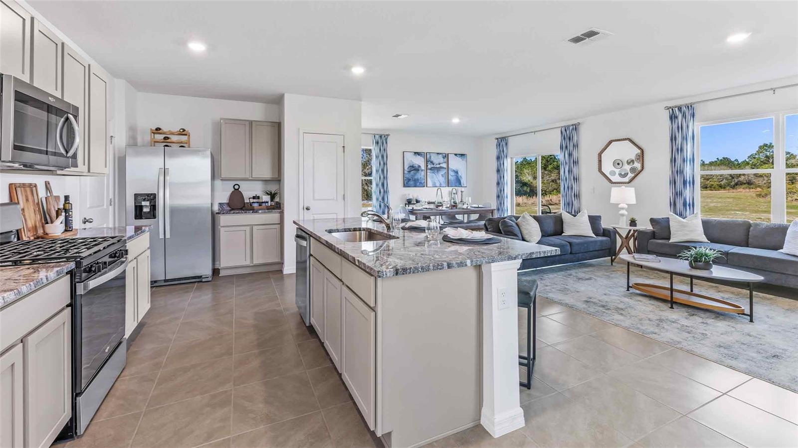 36077 SUNFLOWER HILL DR, ZEPHYRHILLS, FL, 33541