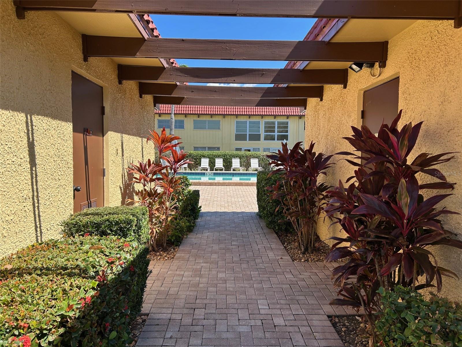 1845 S HIGHLAND AVE #6-11, LARGO, FL, 33756