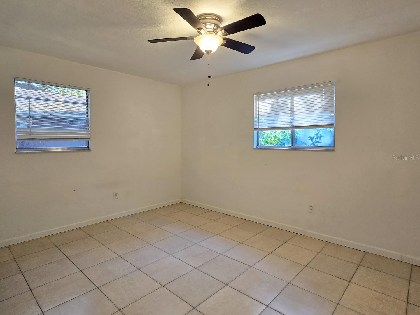 1537 MANGO TREE DR, EDGEWATER, FL, 32132