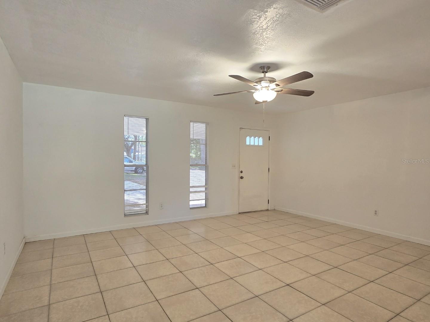 1537 MANGO TREE DR, EDGEWATER, FL, 32132