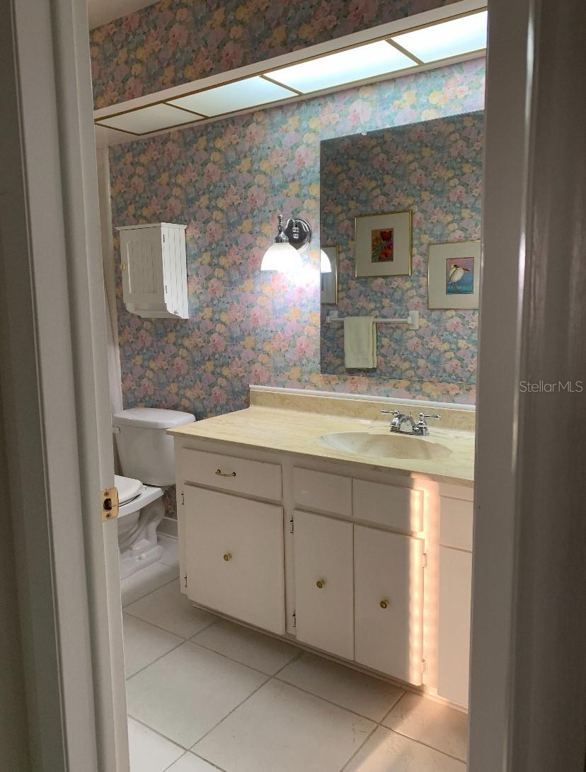 1679 S LAKE AVE #4, CLEARWATER, FL, 33756