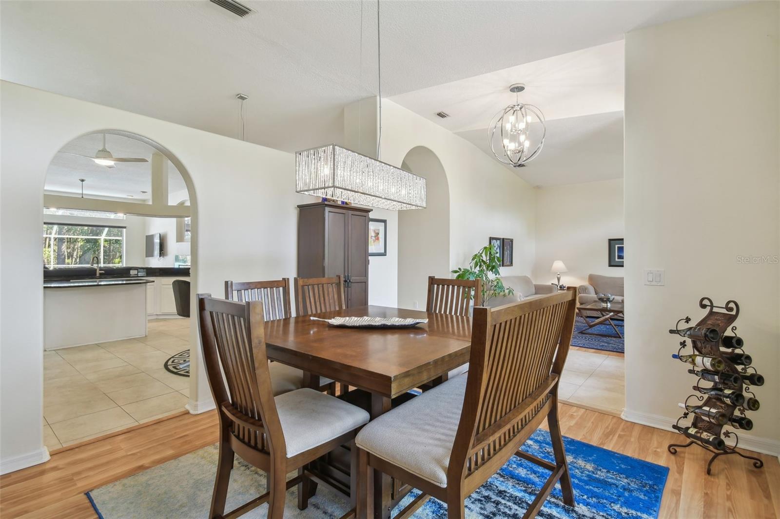 18025 KINGS PARK DR, TAMPA, FL, 33647