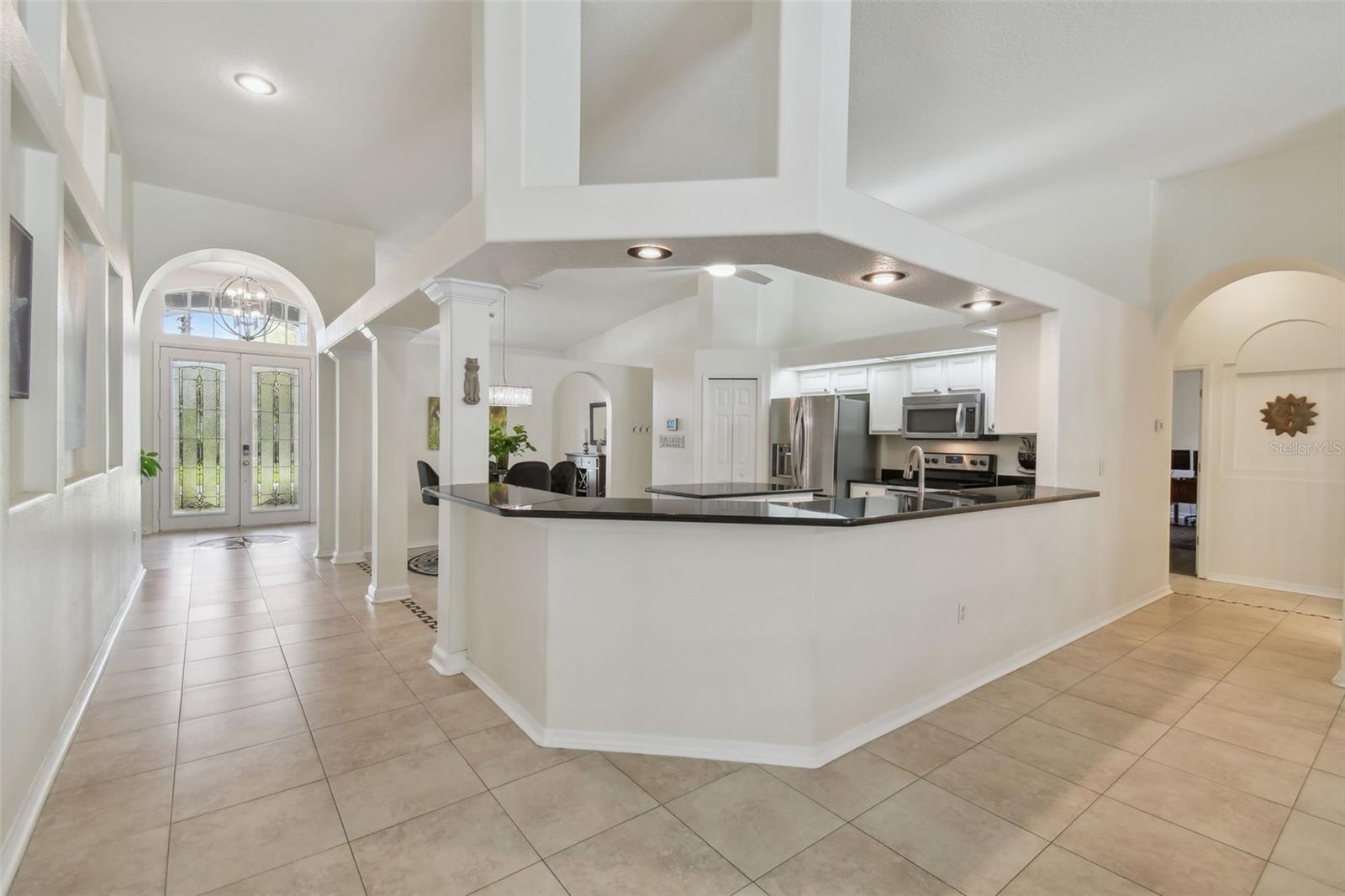 18025 KINGS PARK DR, TAMPA, FL, 33647