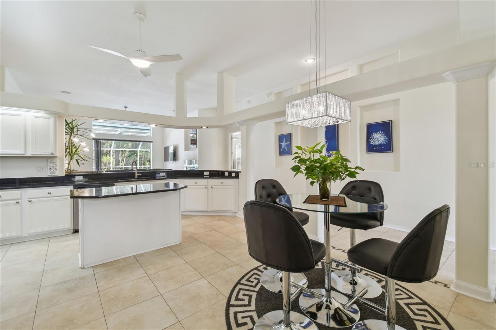 18025 KINGS PARK DR, TAMPA, FL, 33647