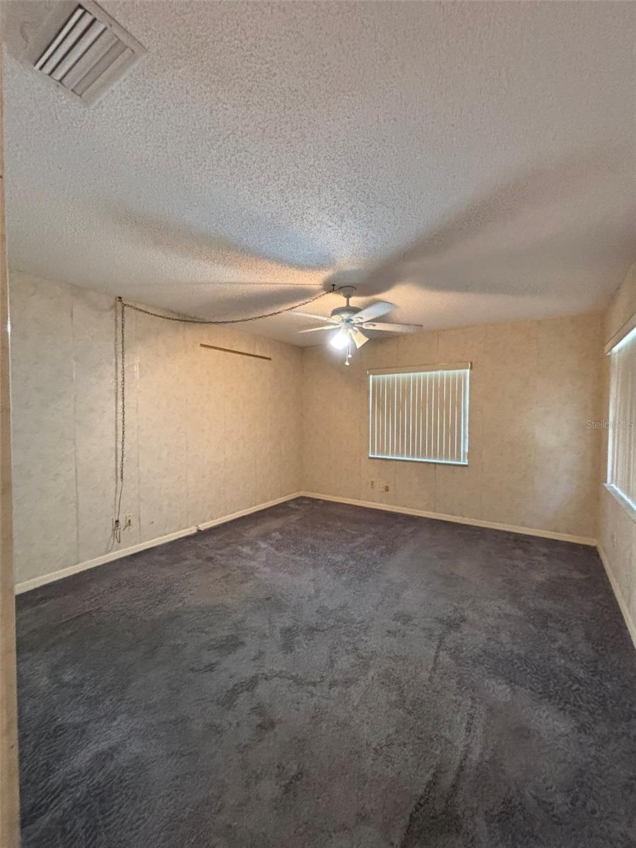 1915 W DEL WEBB BLVD, SUN CITY CENTER, FL, 33573