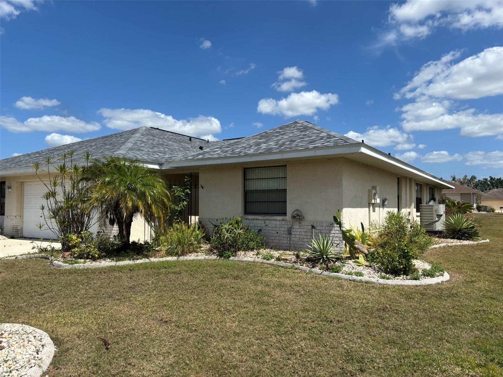 1915 W DEL WEBB BLVD, SUN CITY CENTER, FL, 33573