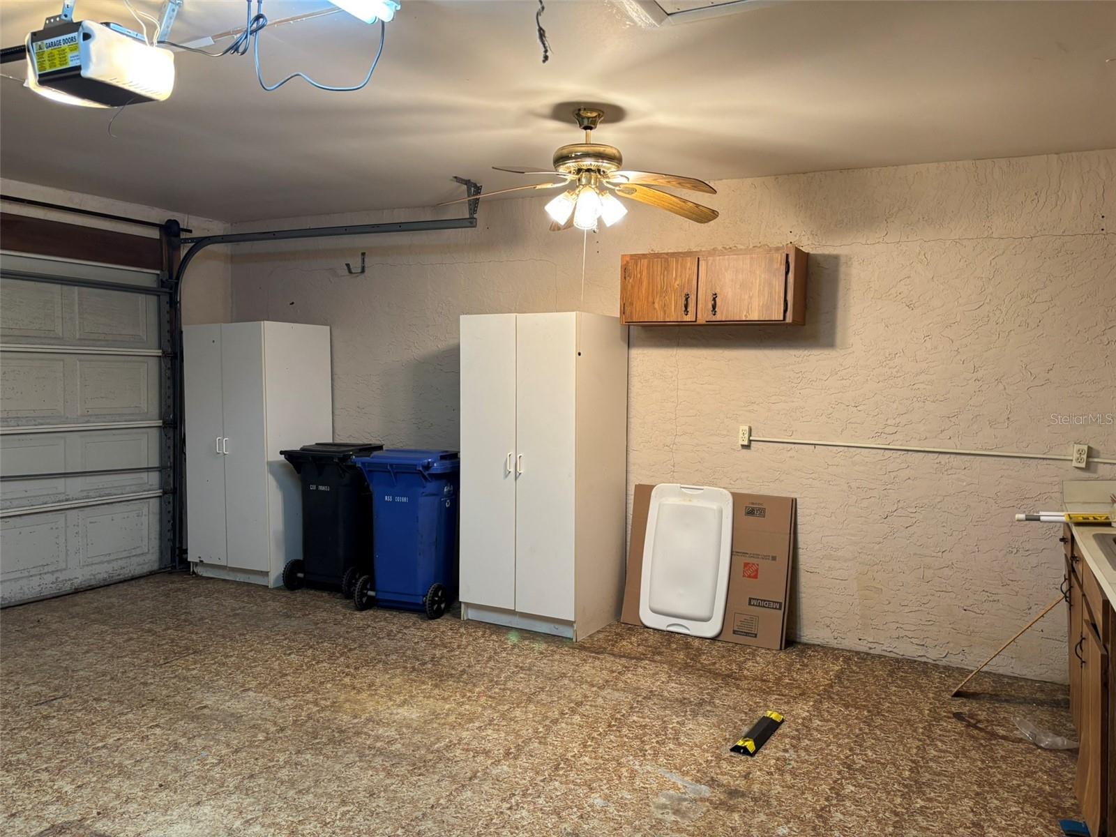 1915 W DEL WEBB BLVD, SUN CITY CENTER, FL, 33573