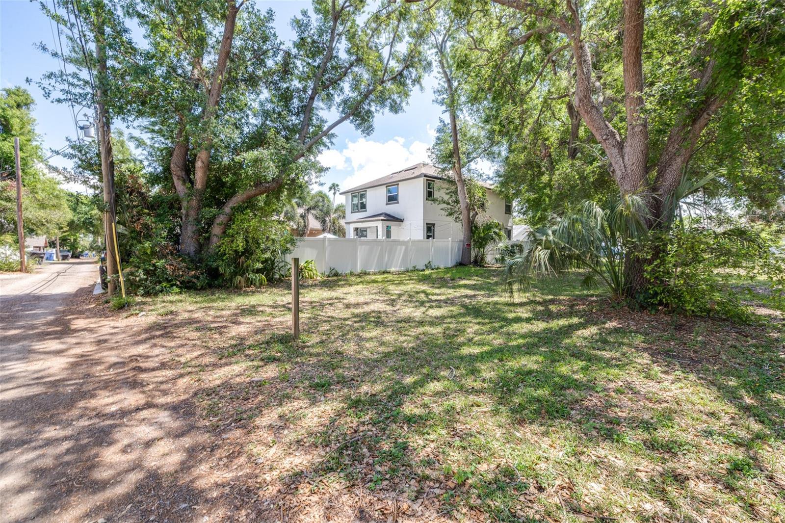827 12TH AVE S, ST PETERSBURG, FL, 33701
