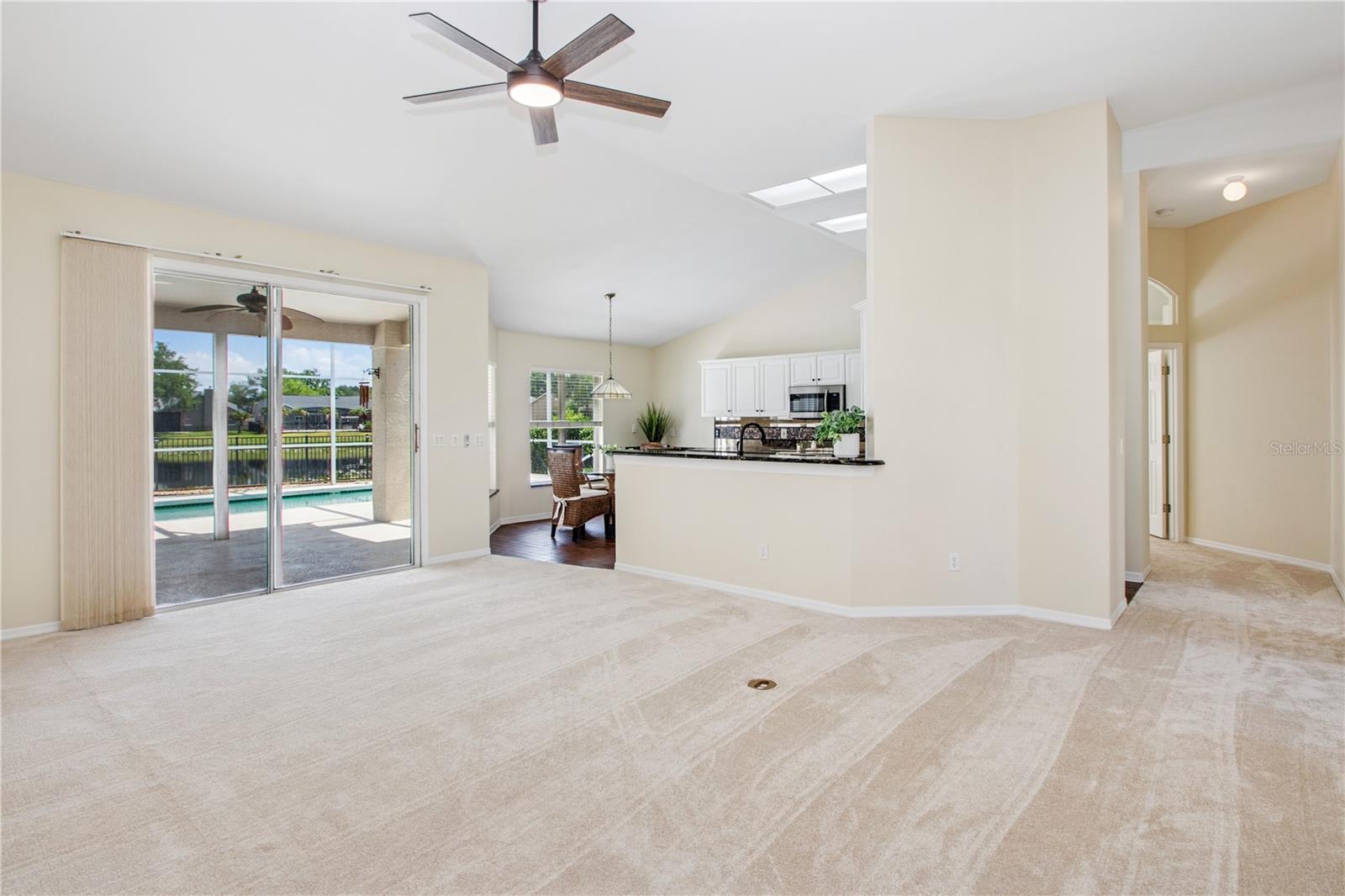 14313 ROXSHIRE DR, ORLANDO, FL, 32837