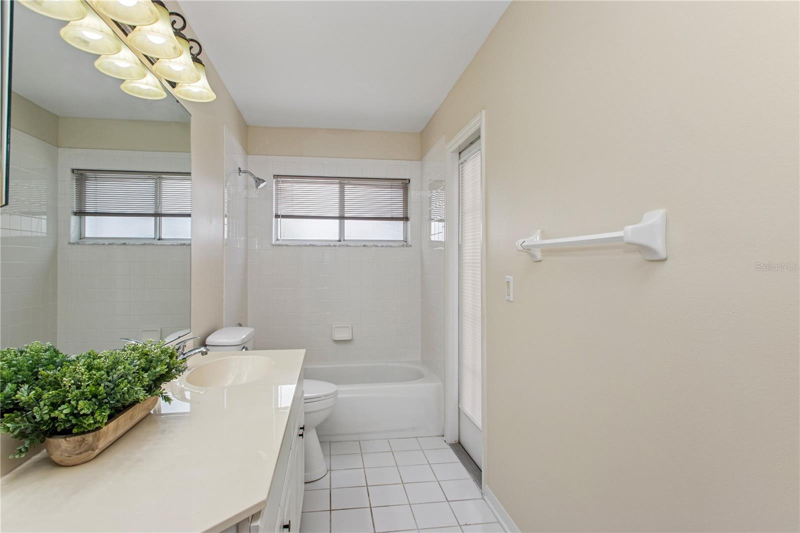 14313 ROXSHIRE DR, ORLANDO, FL, 32837
