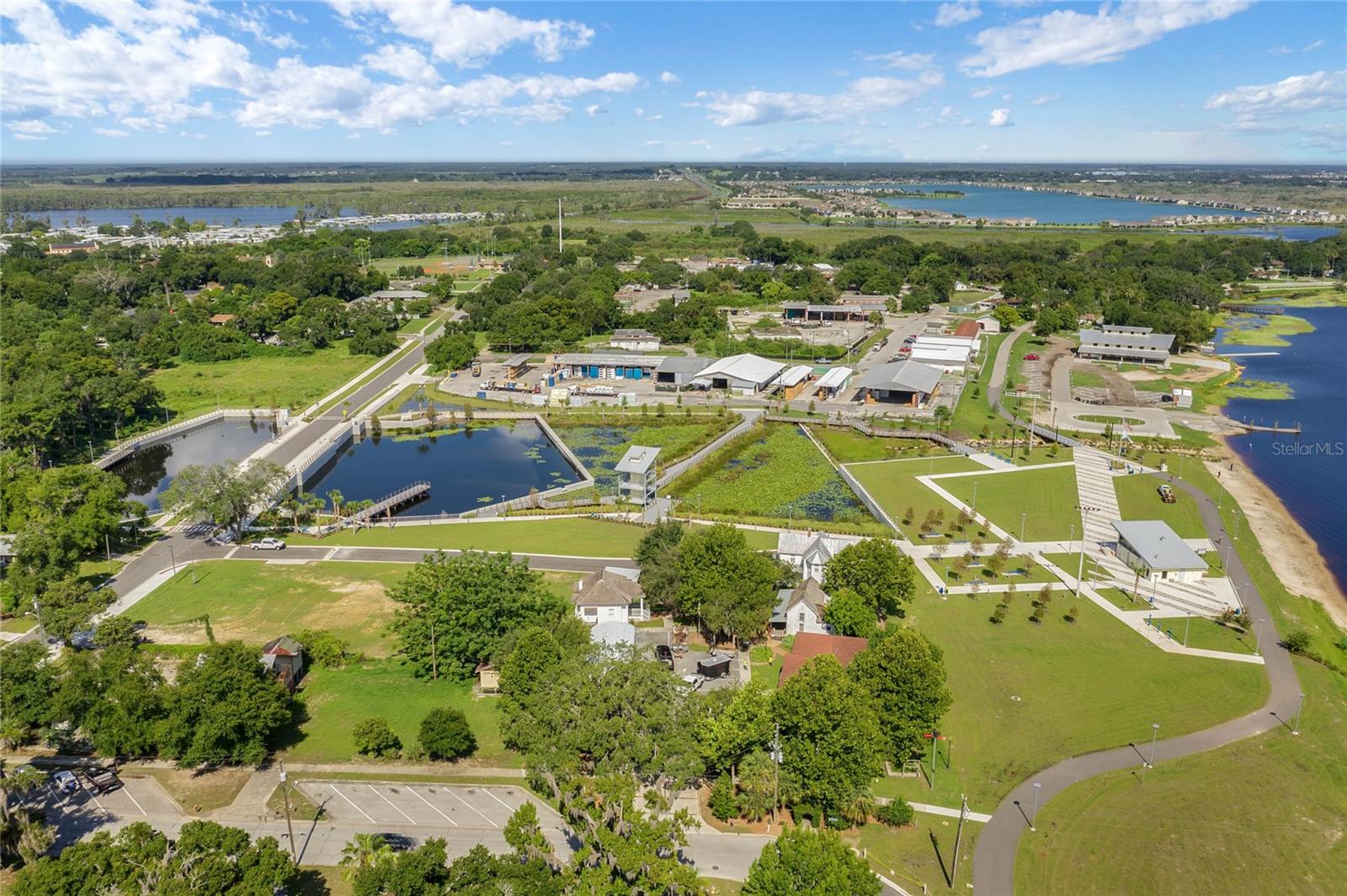 1712 BLUE LAGOON CIR, MASCOTTE, FL, 34753