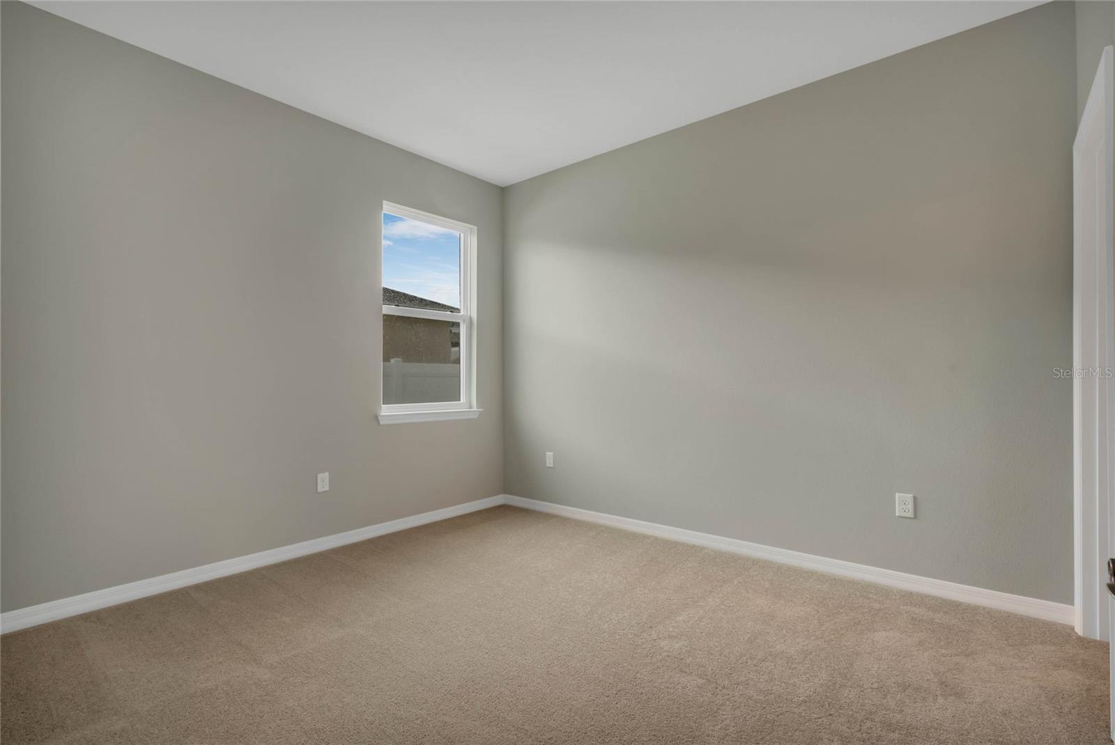 1712 BLUE LAGOON CIR, MASCOTTE, FL, 34753