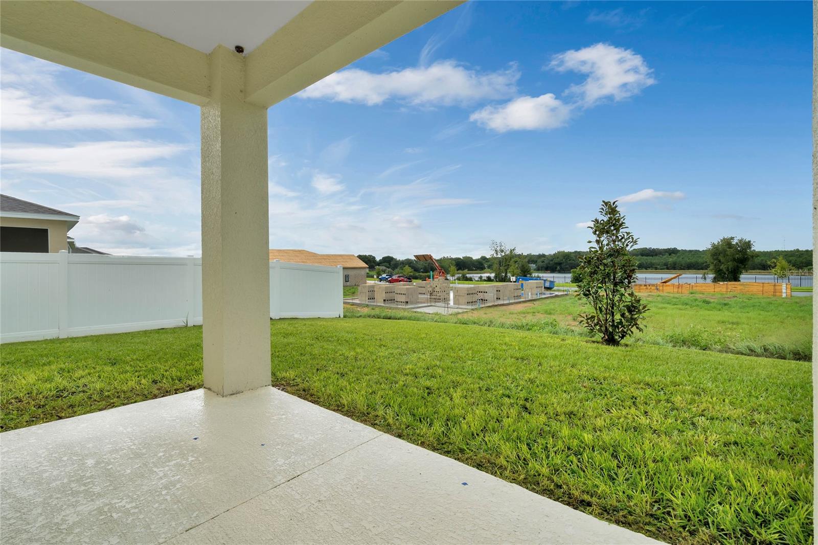 1712 BLUE LAGOON CIR, MASCOTTE, FL, 34753
