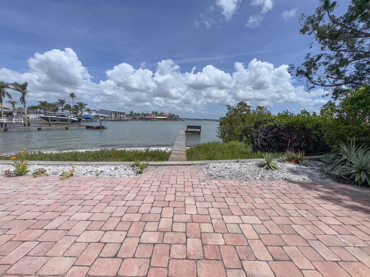 175 BATH CLUB BLVD N, NORTH REDINGTON BEACH, FL, 33708