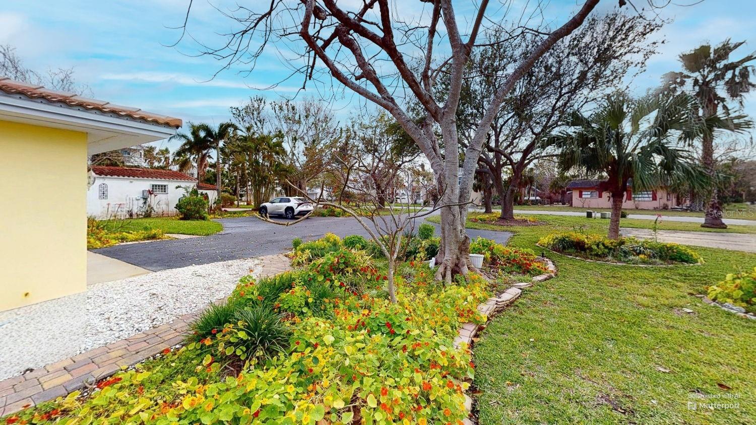 175 BATH CLUB BLVD N, NORTH REDINGTON BEACH, FL, 33708