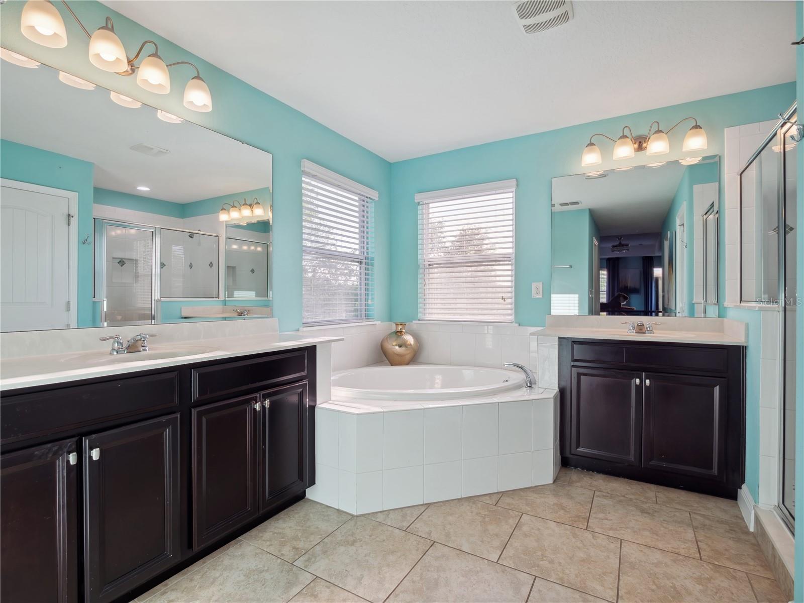 4200 OAKTREE DR, DAVENPORT, FL, 33837