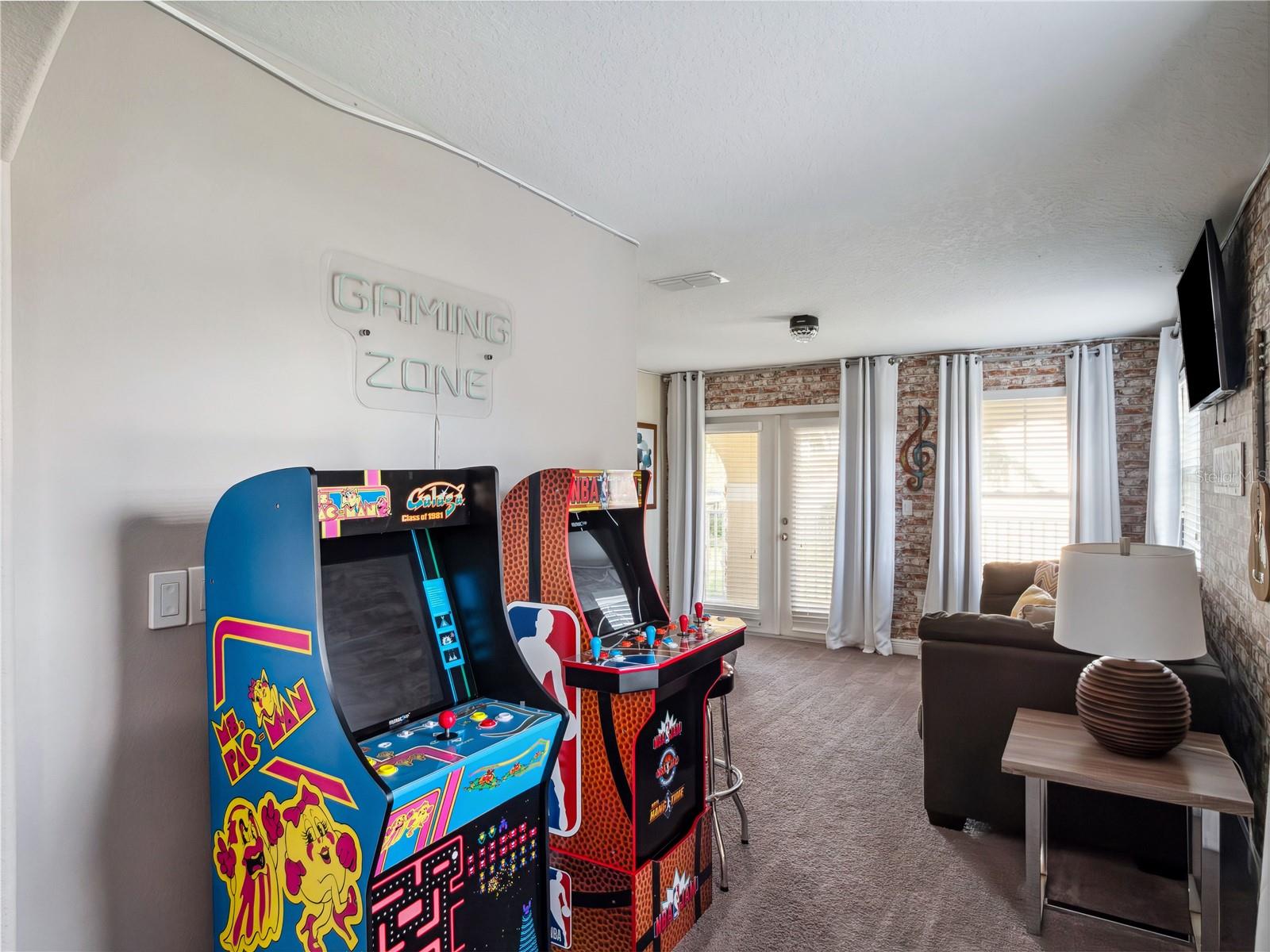 4200 OAKTREE DR, DAVENPORT, FL, 33837