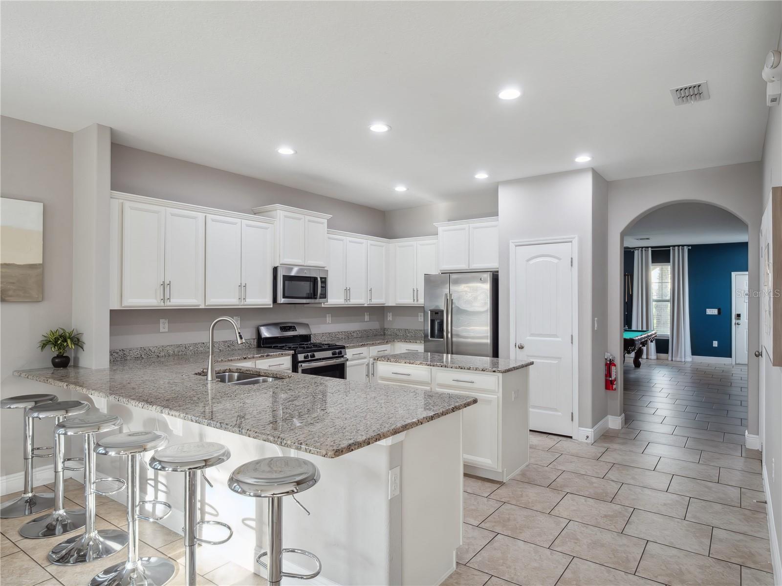 4200 OAKTREE DR, DAVENPORT, FL, 33837