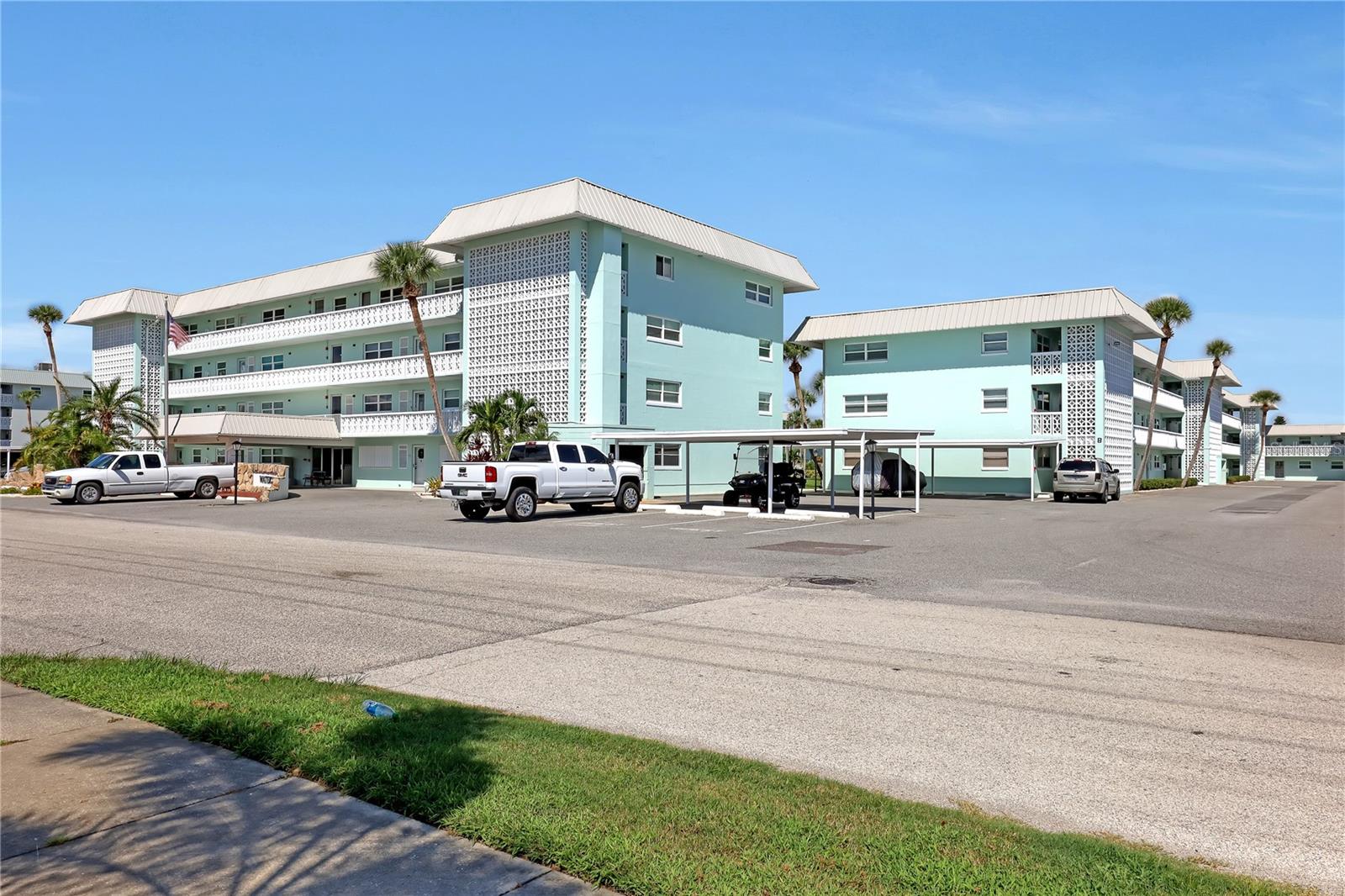 325 N CAUSEWAY #D-206, NEW SMYRNA BEACH, FL, 32169