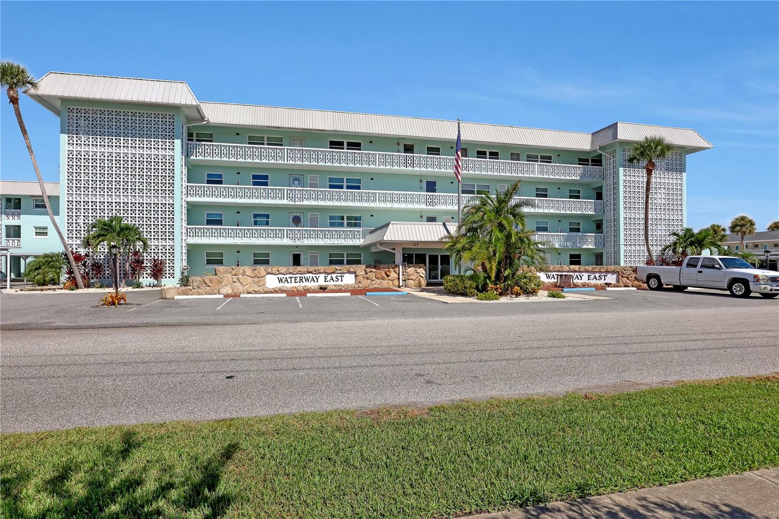 325 N CAUSEWAY #D-206, NEW SMYRNA BEACH, FL, 32169