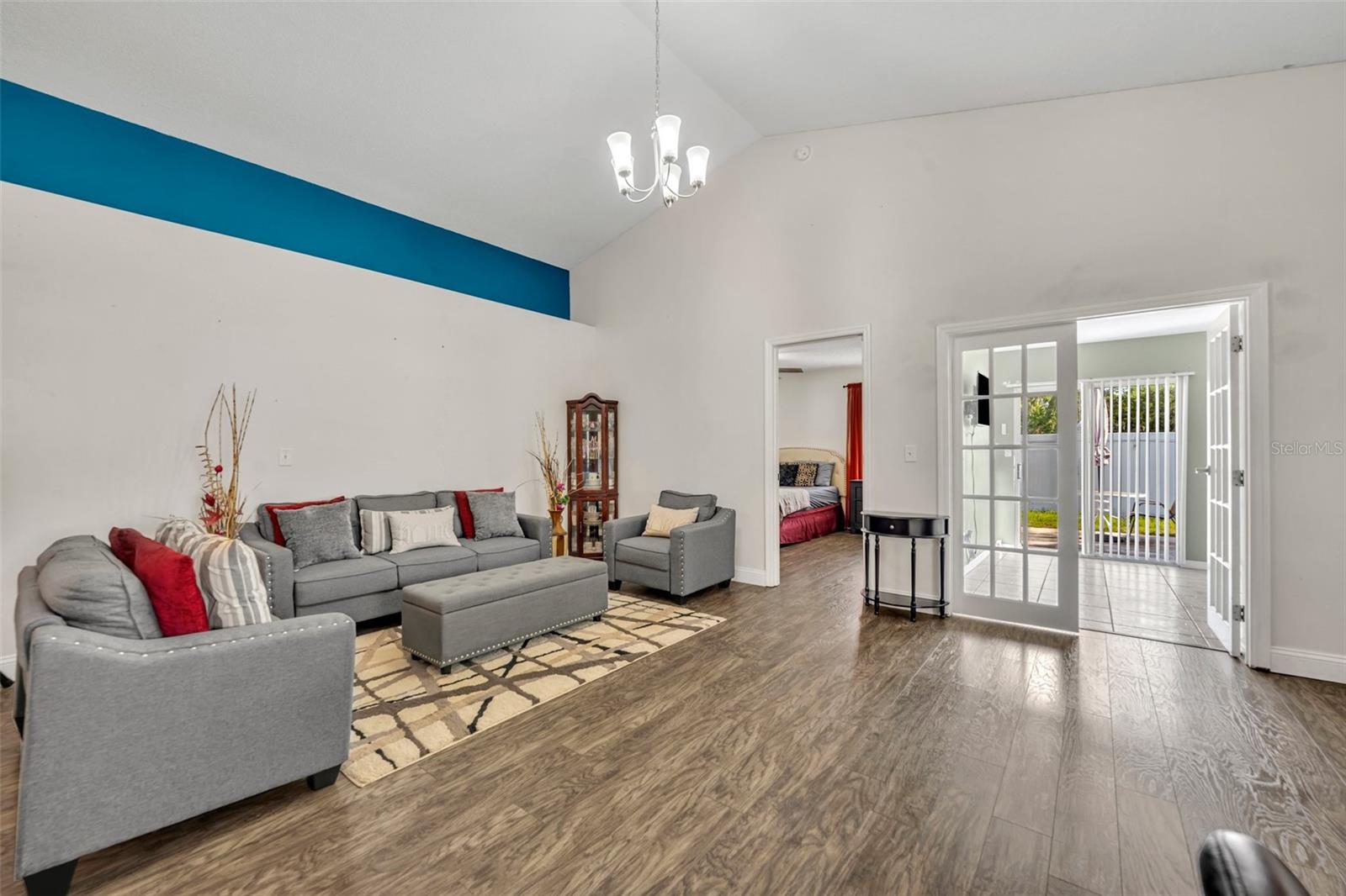 280 BAY ST, APOPKA, FL, 32712