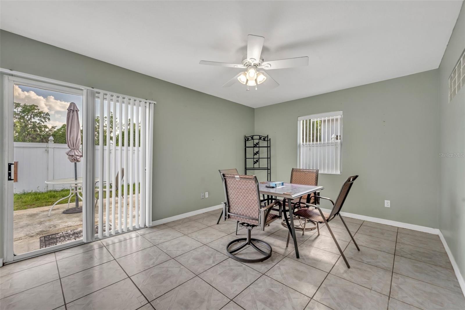 280 BAY ST, APOPKA, FL, 32712