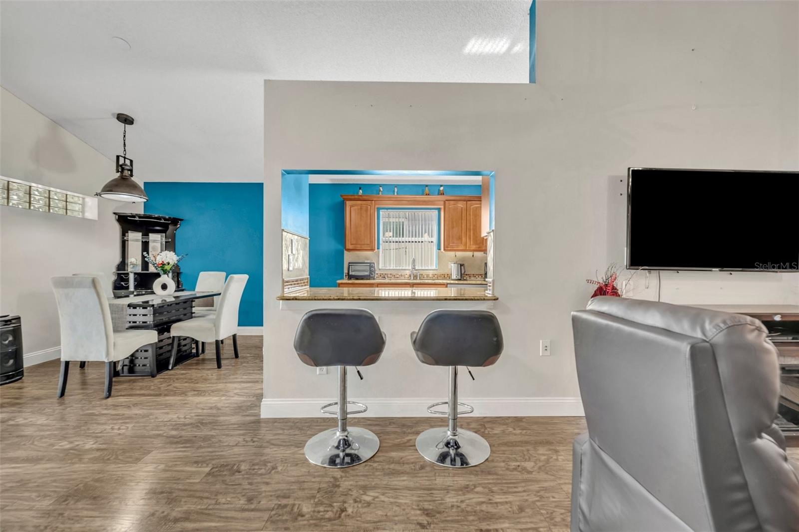 280 BAY ST, APOPKA, FL, 32712