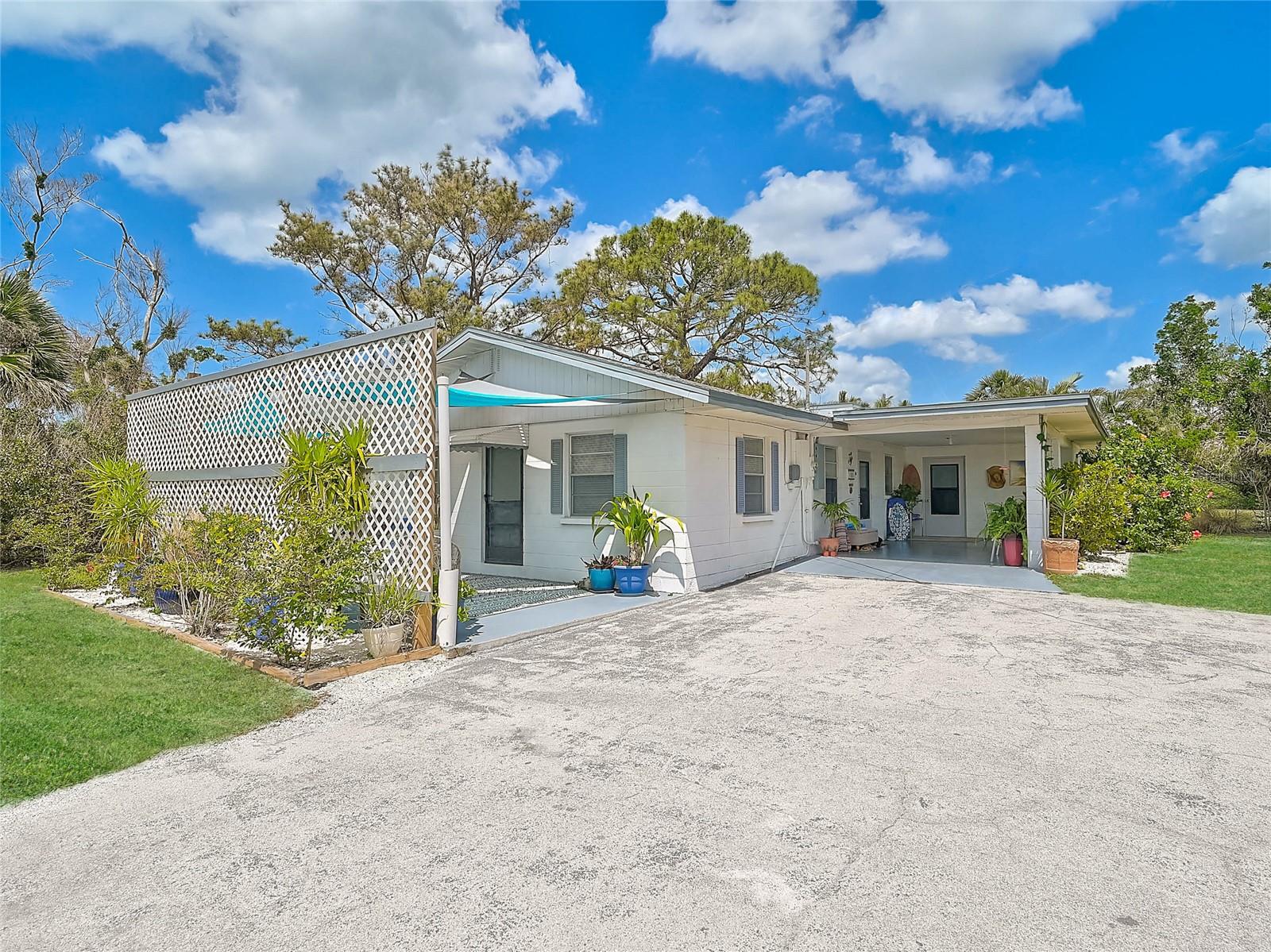 810 CHANNEL ACRES RD, NOKOMIS, FL, 34275
