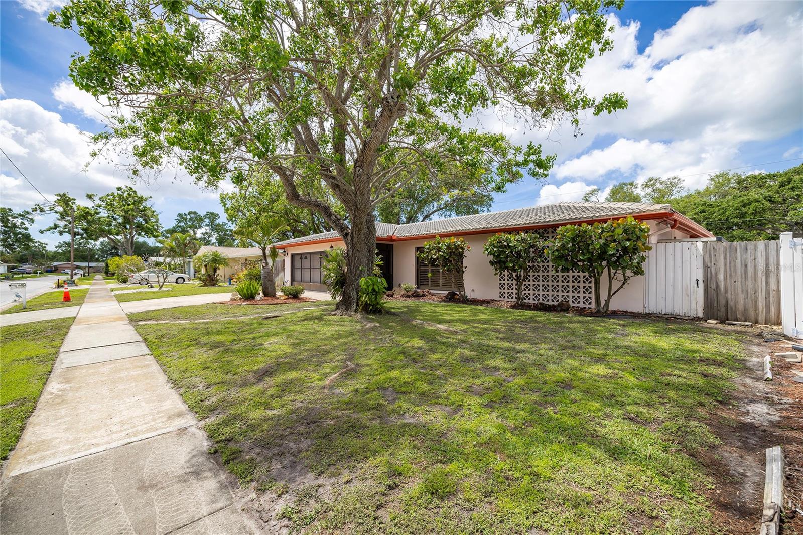 1874 CAMEO WAY, CLEARWATER, FL, 33756