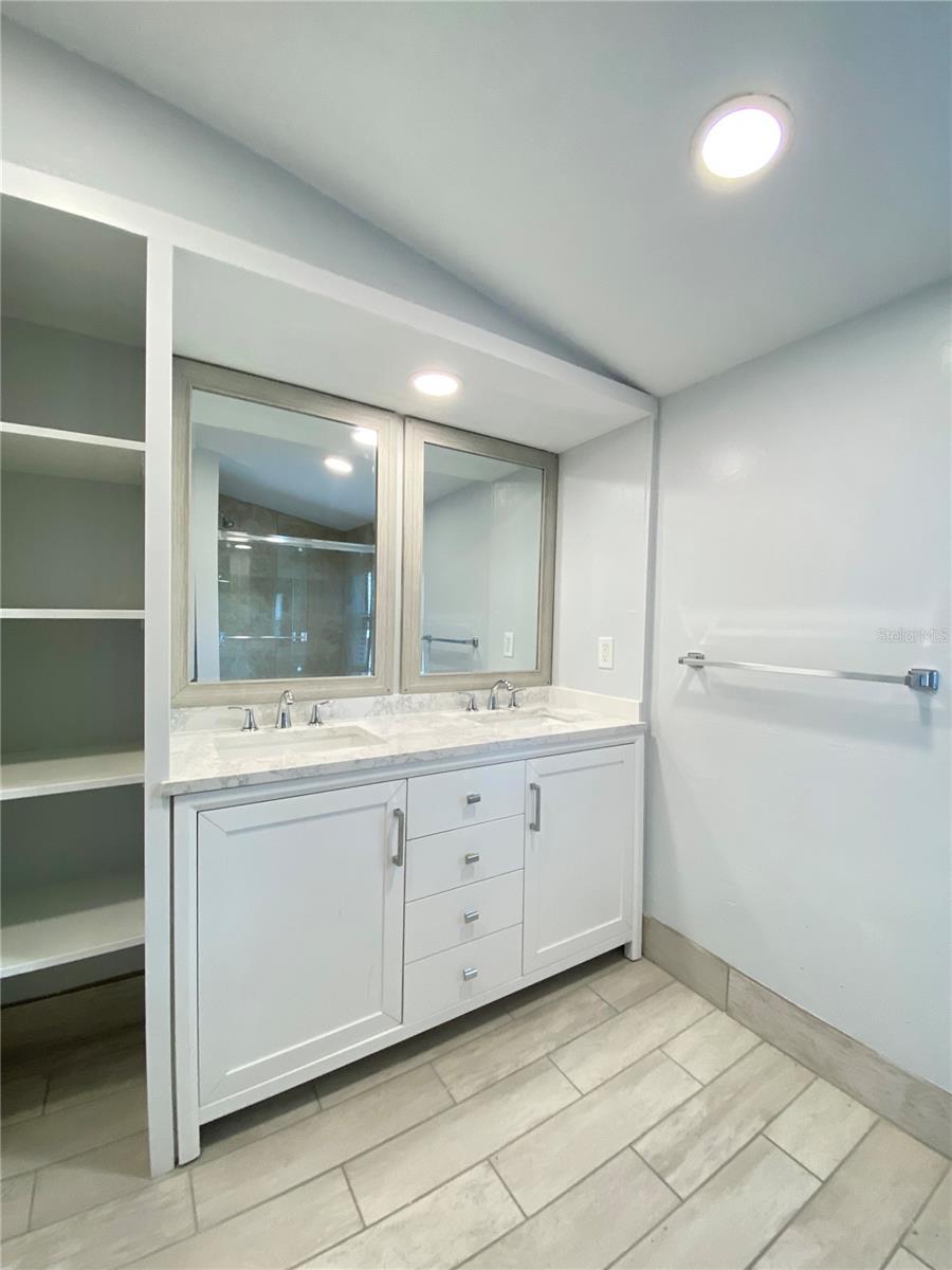 135 19TH AVE S, ST PETERSBURG, FL, 33705