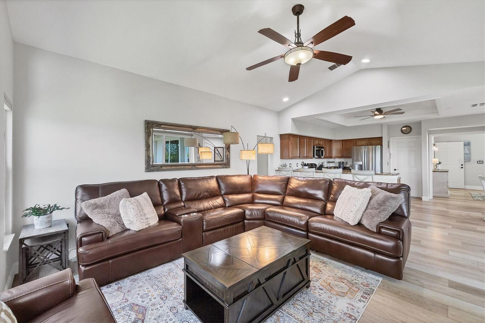 1500 LEMON BAY DR, VENICE, FL, 34293