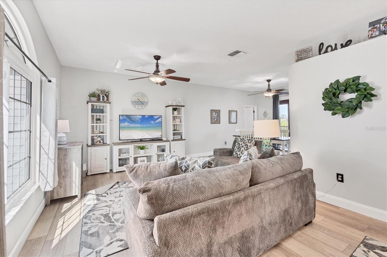 1500 LEMON BAY DR, VENICE, FL, 34293