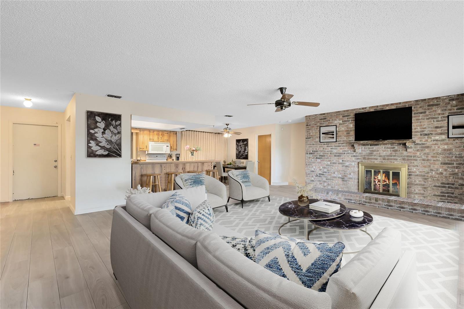 25548 PINE VALLEY DR, MOUNT PLYMOUTH, FL, 32776