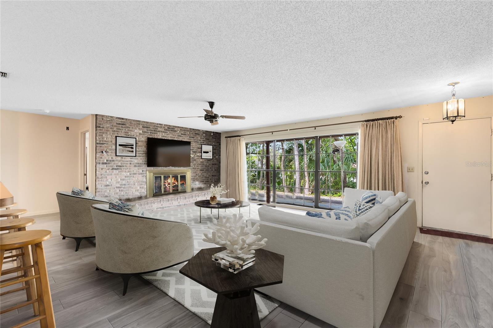 25548 PINE VALLEY DR, MOUNT PLYMOUTH, FL, 32776