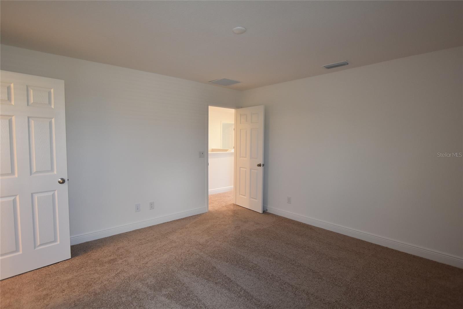 1845 ROSS HAMMOCK AVE, GROVELAND, FL, 34736