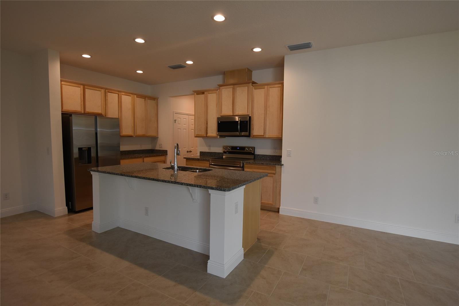 1845 ROSS HAMMOCK AVE, GROVELAND, FL, 34736