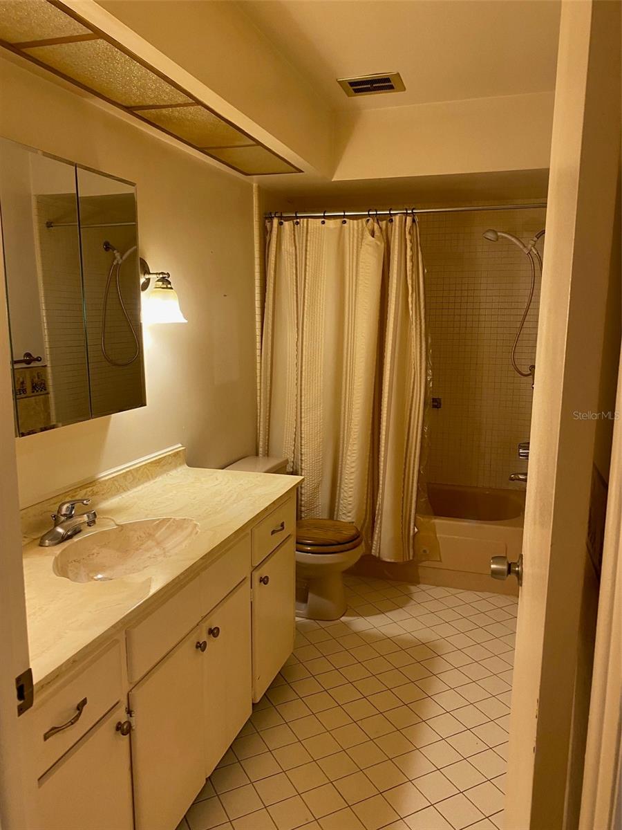 1649 S LAKE AVE #2, CLEARWATER, FL, 33756