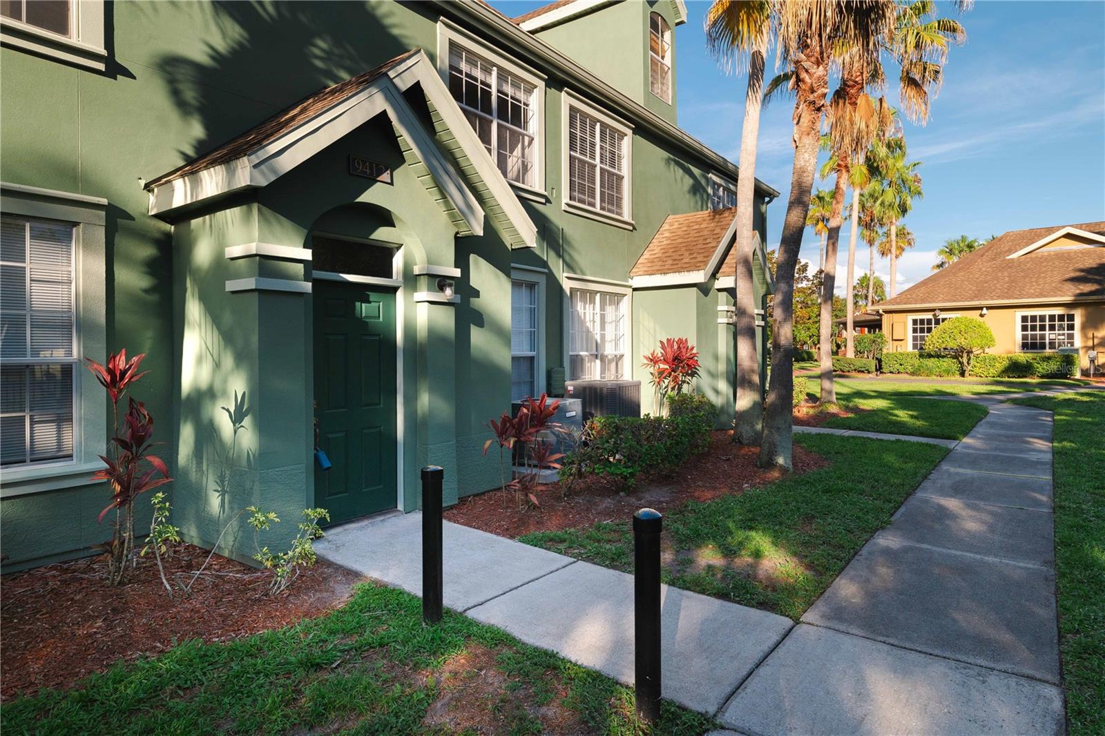 9412 LAKE CHASE ISLAND WAY #9412, TAMPA, FL, 33626