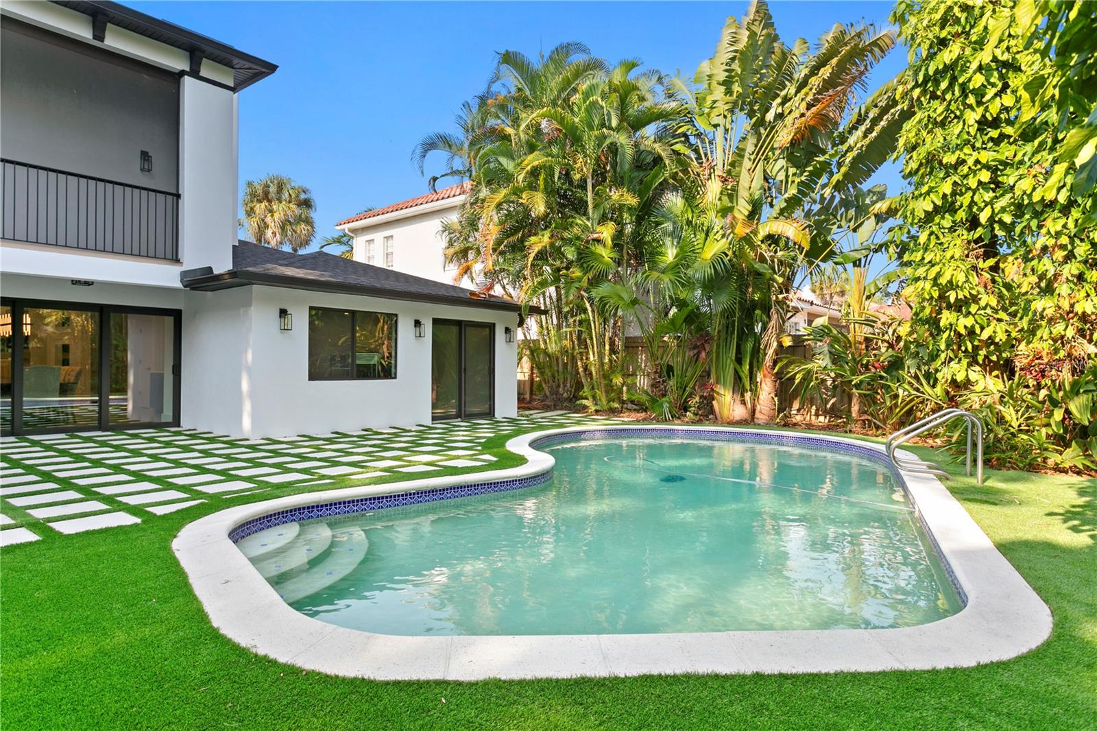 4308 W BEACH PARK DR, TAMPA, FL, 33609